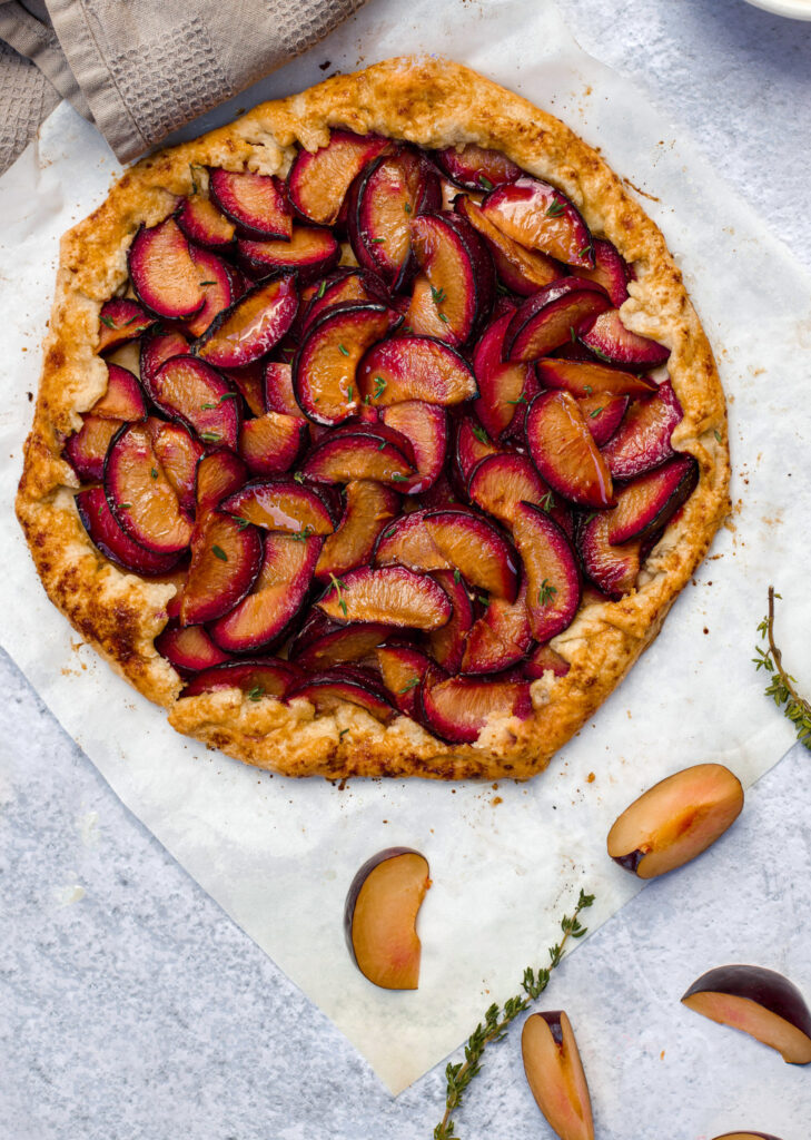 Galette santé aux prunes et à la cannelle