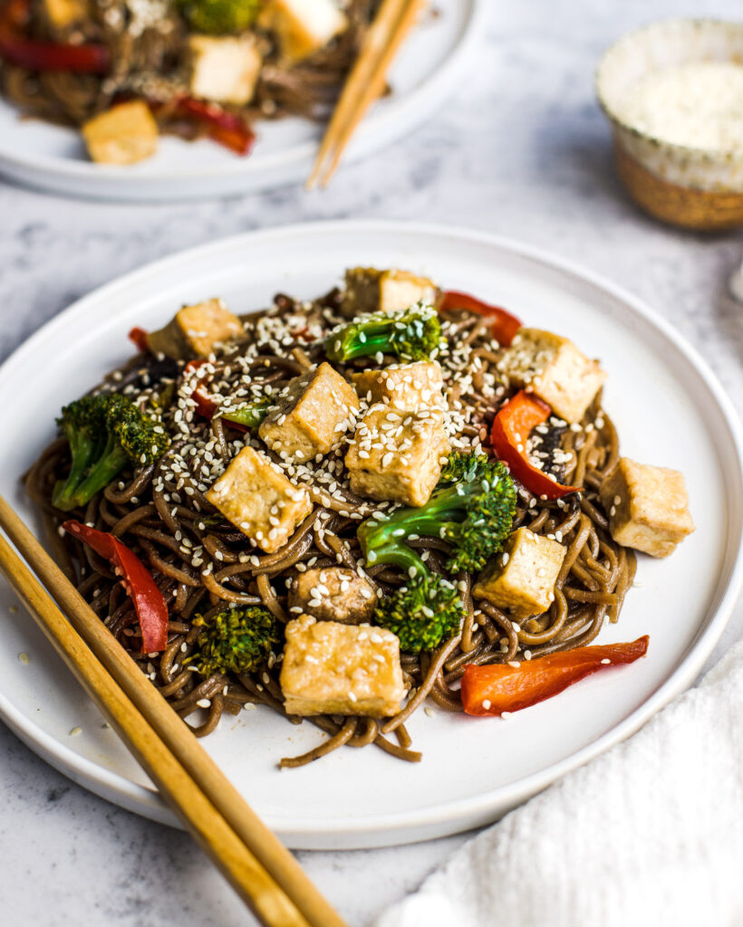 Easy Asian Soba Noodles Stir-fry
