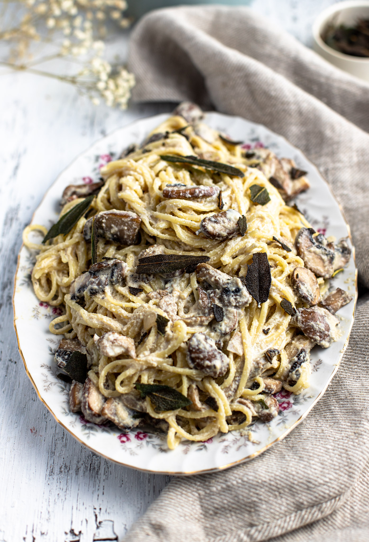 Pâtes crémeuses aux champignons et sauge (végan)