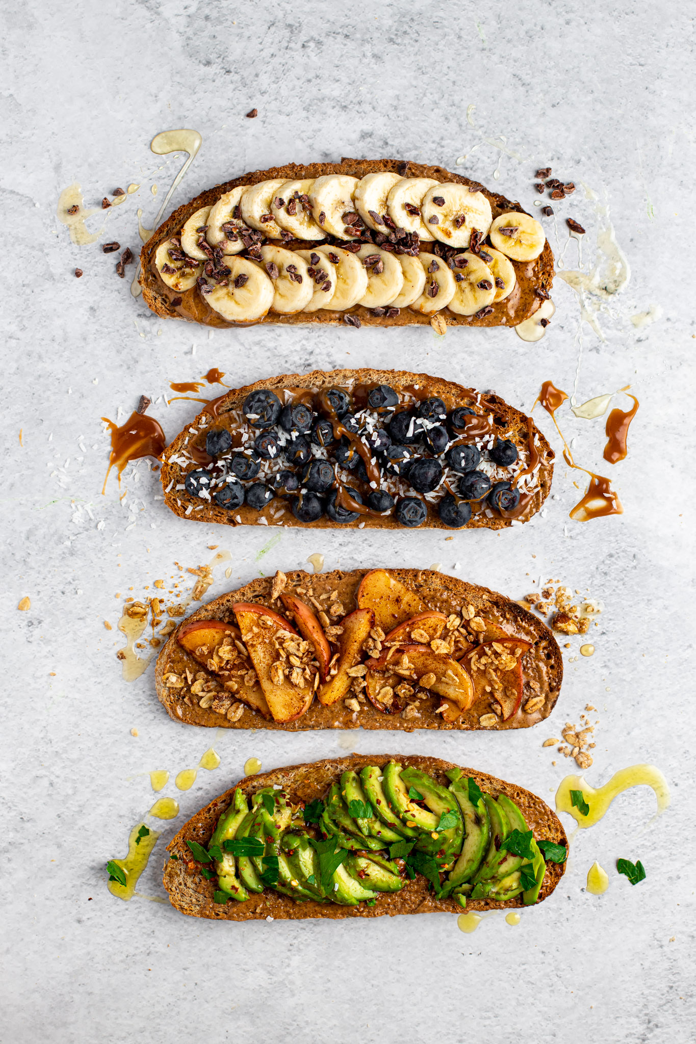 Toast beurre d'amande, 4 façons!