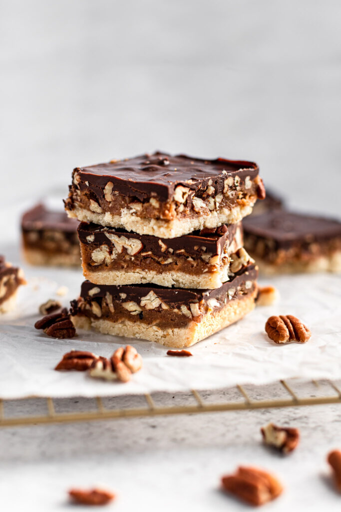 Healthier Pecan Pie Chocolate Bars