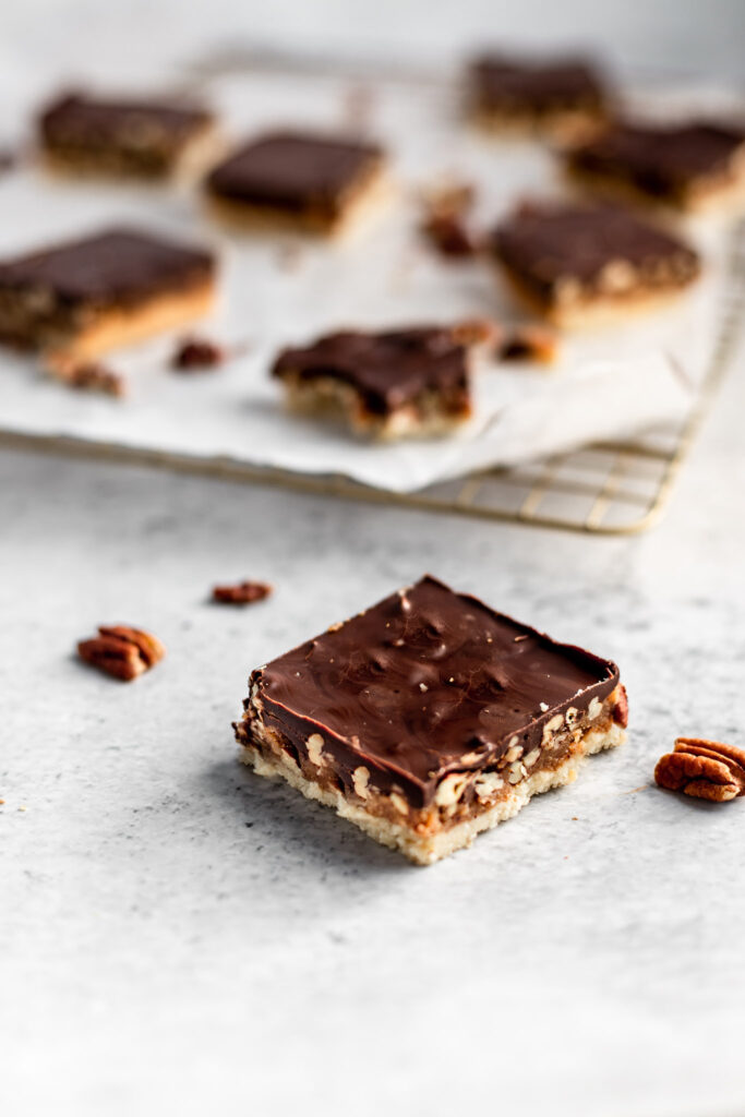 Healthier Pecan Pie Chocolate Bars