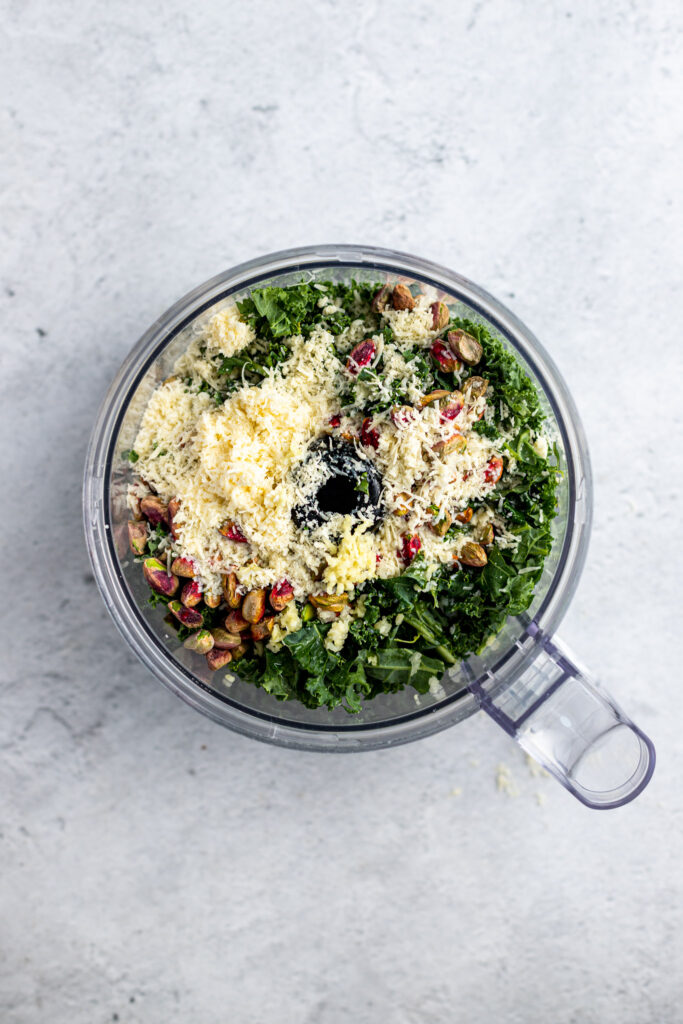 Kale Pistachio Pesto (ready in 5 minutes)