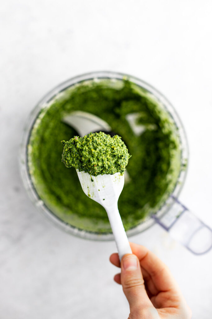 Kale Pistachio Pesto (ready in 5 minutes)