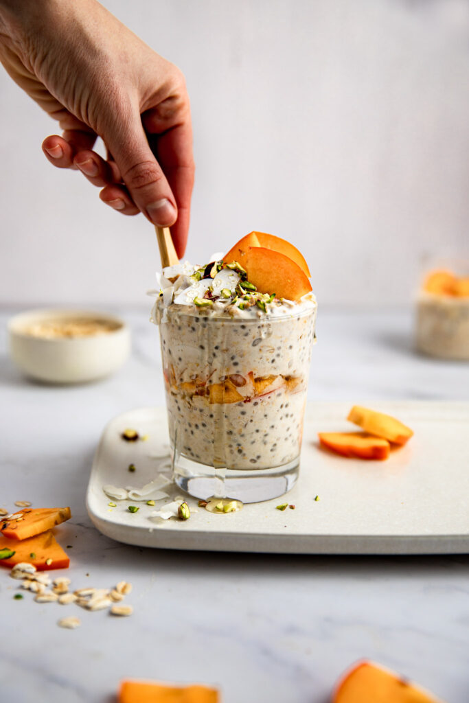 Creamy Coconut Overnight Oats (5-min Preparation)