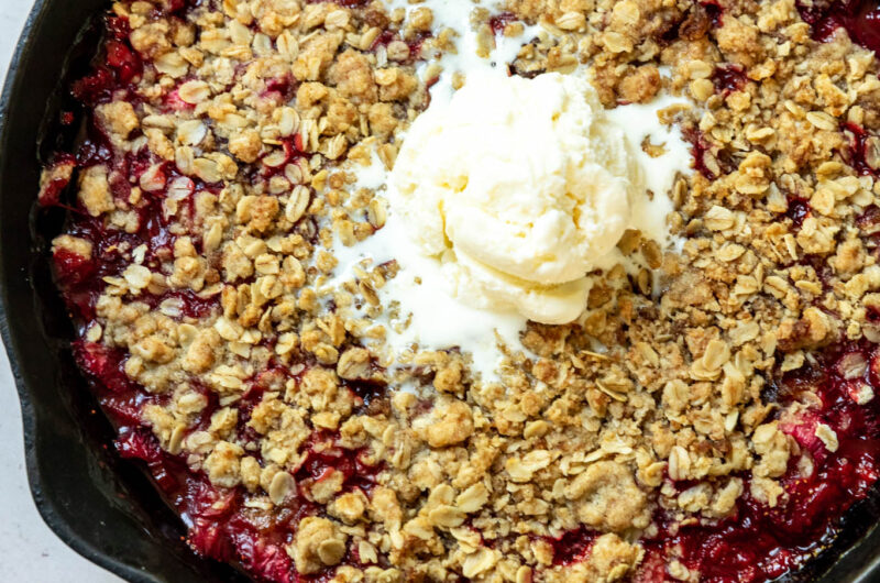 Strawberry Rhubarb Crisp