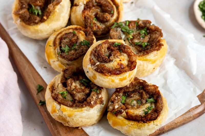 Caramelized Onion Puff Pastry Bites